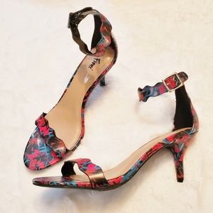 Xhilaration Women's Black and Red Floral Heels
